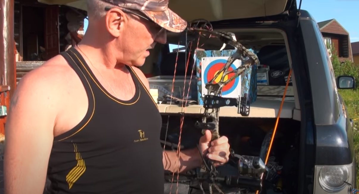 Dragon X8 bow for hunting and bowfishing by Ortmen Archery, Russia