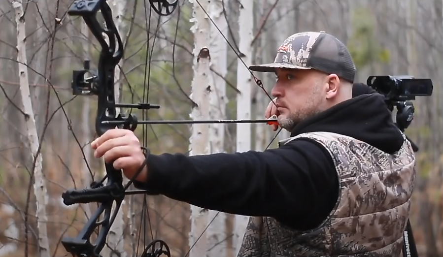 Dragon X8 Compound bow  speed measurement and shooting review Video by Centersho